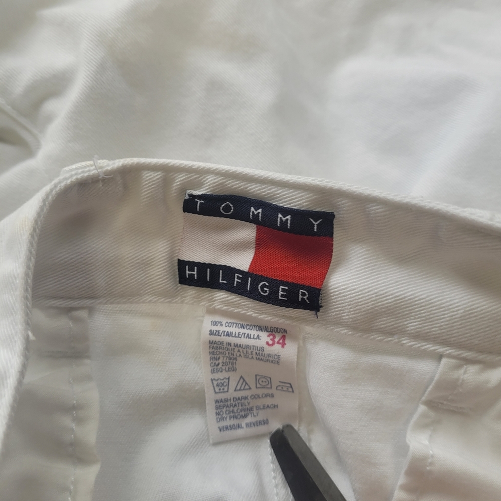 Vintage Tommy Hilfiger Shorts Size 34 White Golf Casual Chino Y2K Mens - Picture 3 of 9